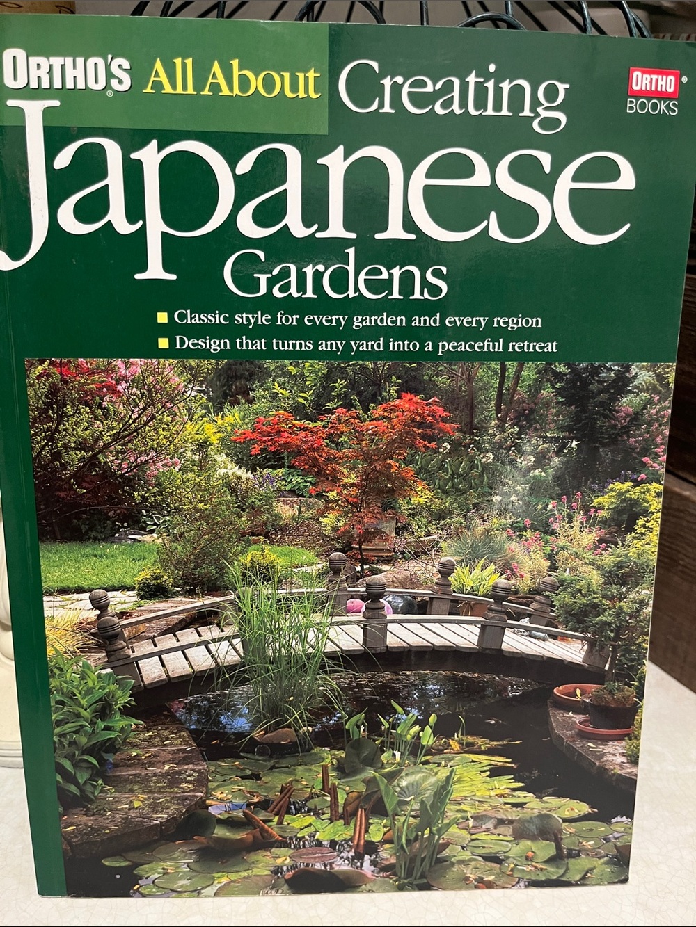 Ortho's All About Creating Japanese Gardens - Green Cover Book